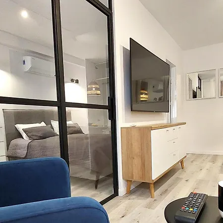 Grodzka 4 - Stary Rynek *